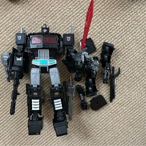 Transformer toy - Nemesis